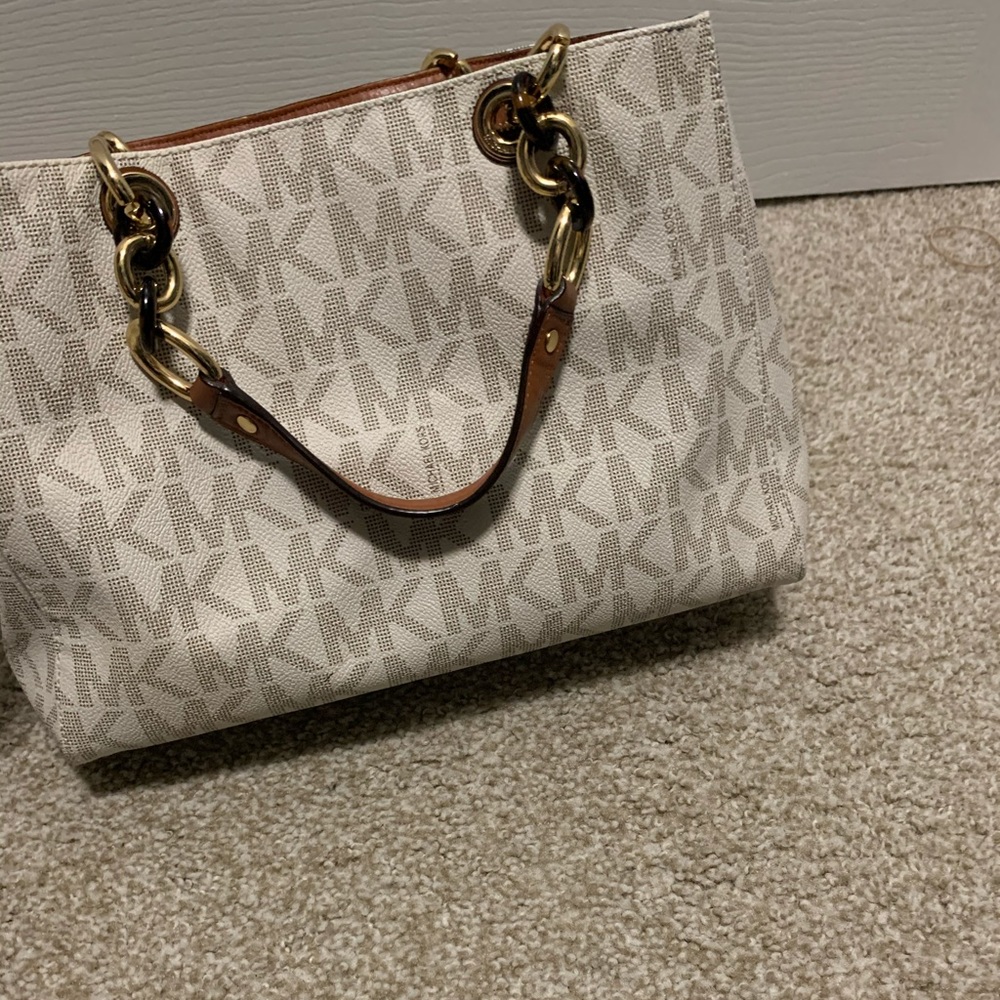 Michael kors handbag